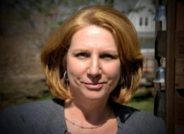 Head shot of Dina Rosenbaum.