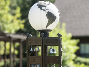 The Gateway to Independence sculpture