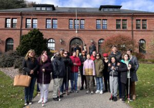 Carroll Alumni and Families group photo at the Arboretum